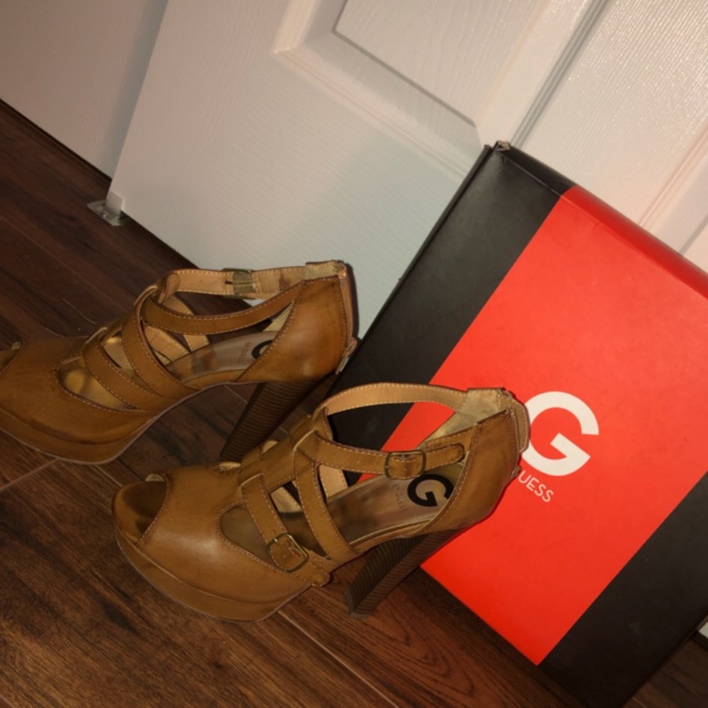 Guess high heel sandals!